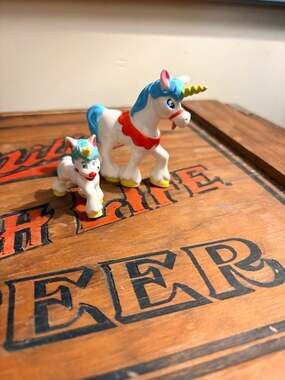 Vintage 1981 LJN Unicorn Mini Figures - Mother and Baby Set